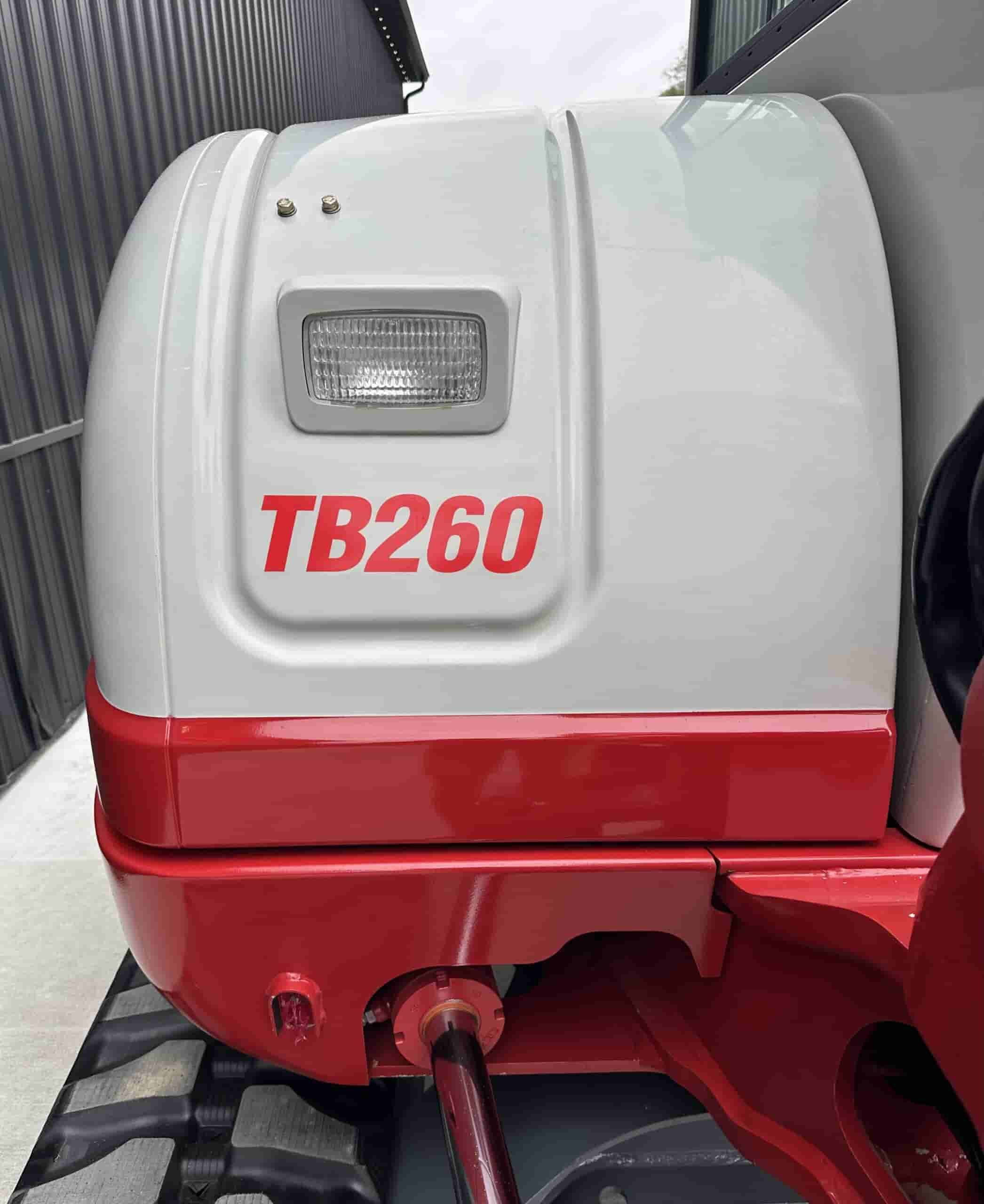 2019 TAKEUCHI TB260
